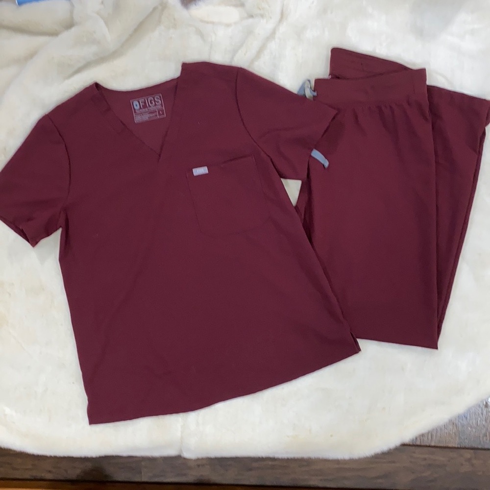 Figs scrub set
